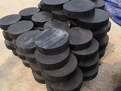 宁夏板式橡胶支座由若干层橡胶片与薄钢板经加压硫化